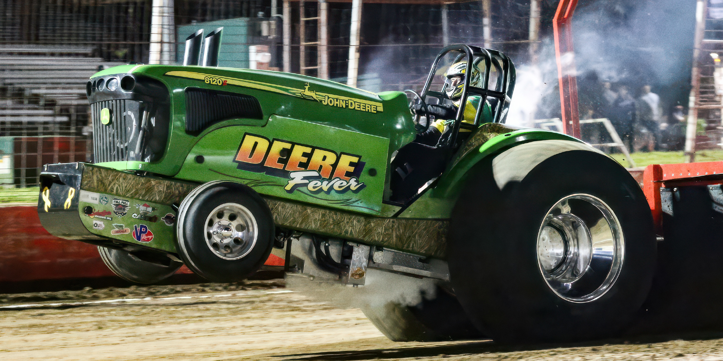 Truck and Tractor Pull photo.